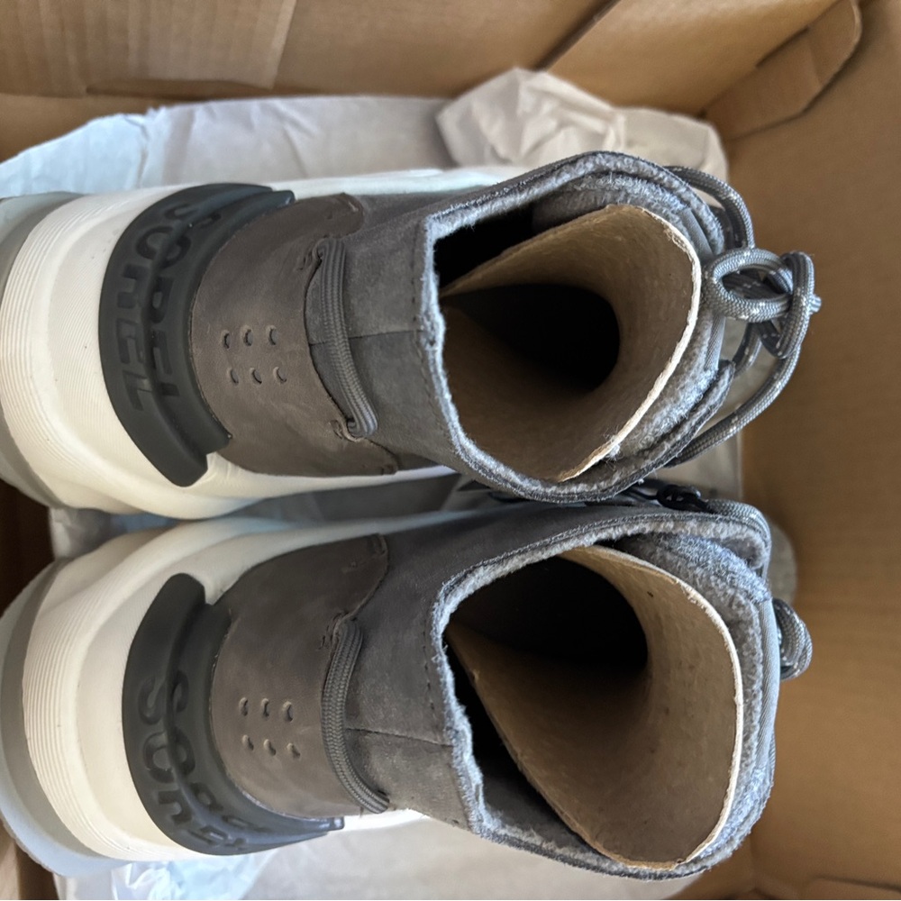 Sorel Caribou RNGD Kinetic Waterproof Sneakers Ankle Boots NEW 6.5 Quarry S Salt - Picture 6 of 6